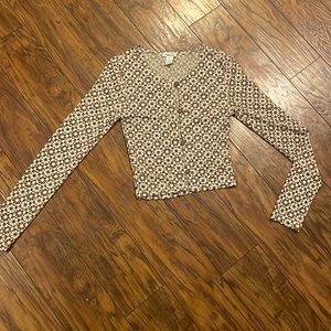 Mesh long Shreveport button up size small white and brown checker flowers